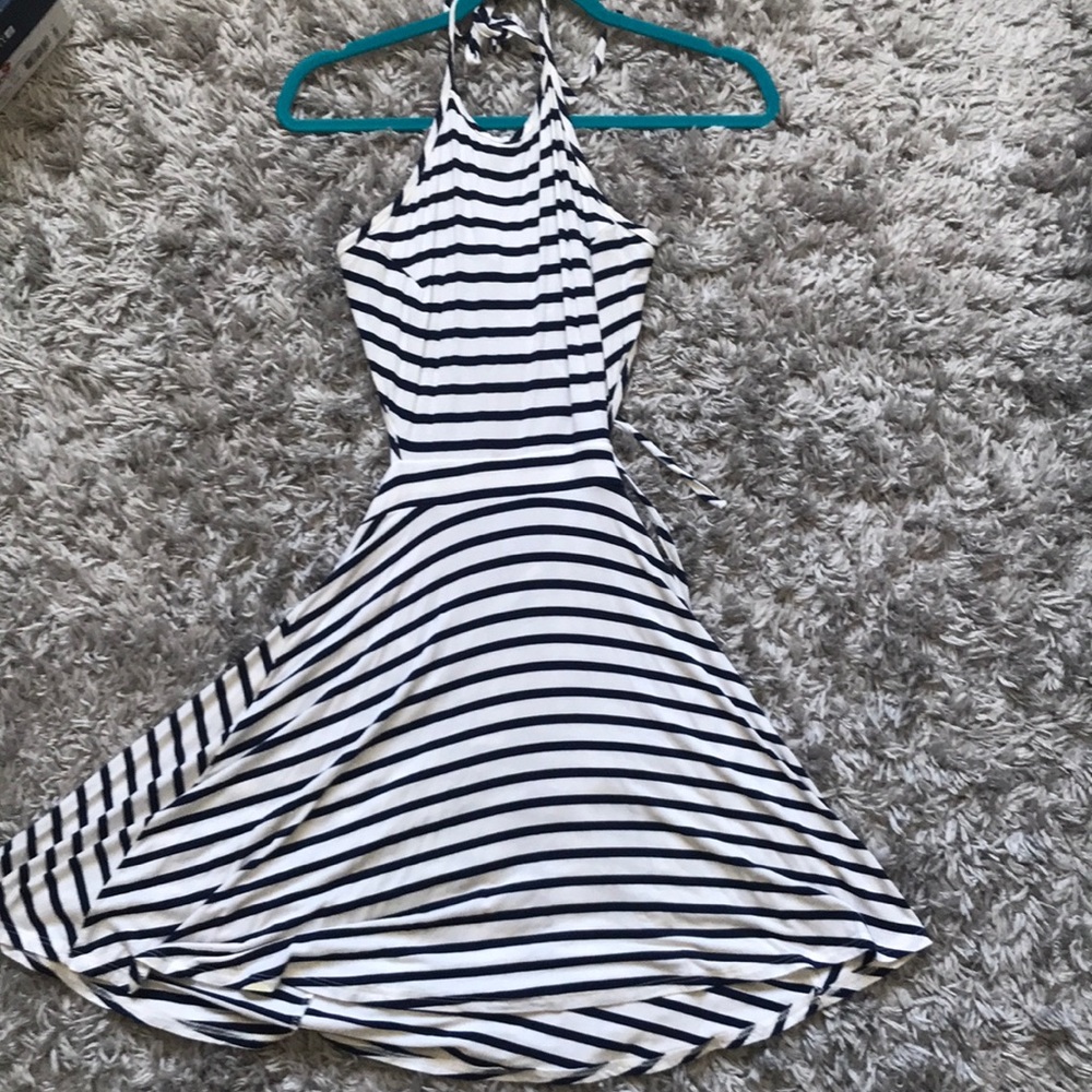 2 tie - halter dress